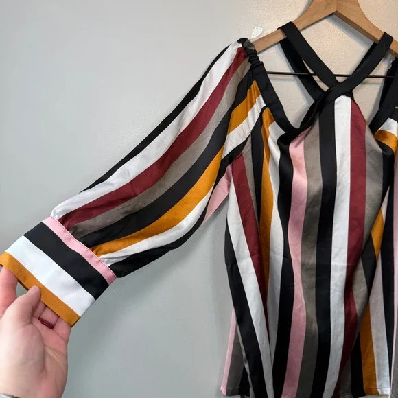 LOFT Women's Striped Cold Shoulder Blouse Satin Halter Neck Top Size Large NWT - Picture 2 of 9